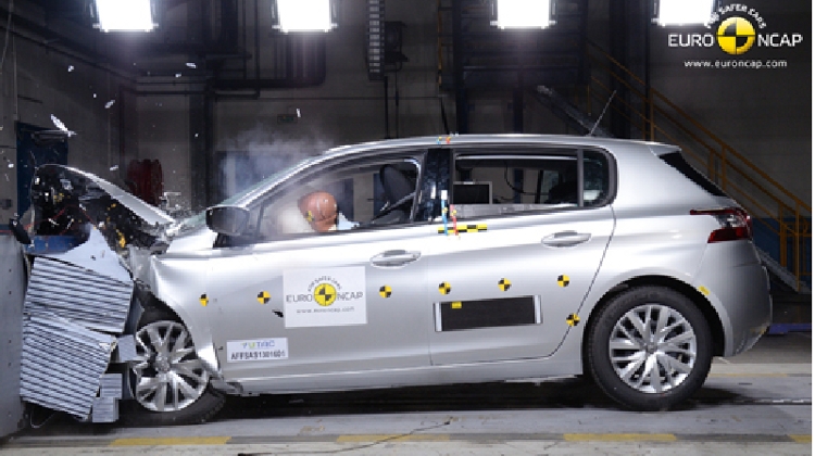Barirov test novho Peugeotu 308 - zdroj Euro NCAP