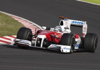 Jarno Trulli v monoposte Toyota TF109-06